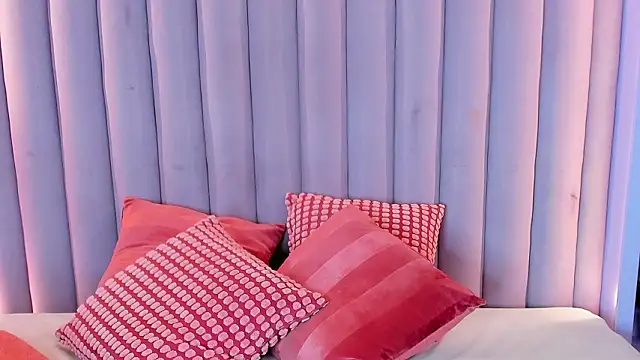 MyApril   online show from 18, 2, 2026