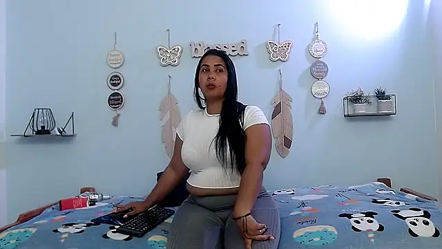 evannesanicol08 online show from 16, 10, 2025