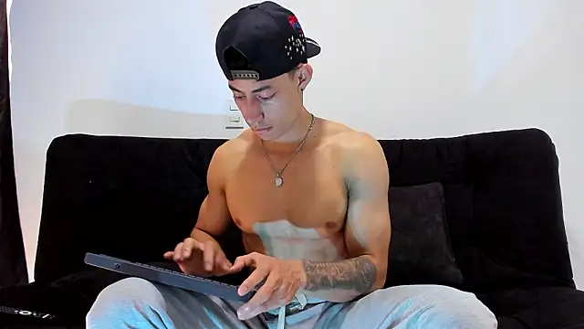 jey cox23 online show from 4, 2, 2026