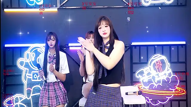 Shinygirls 777 online show from 28, 9, 2025