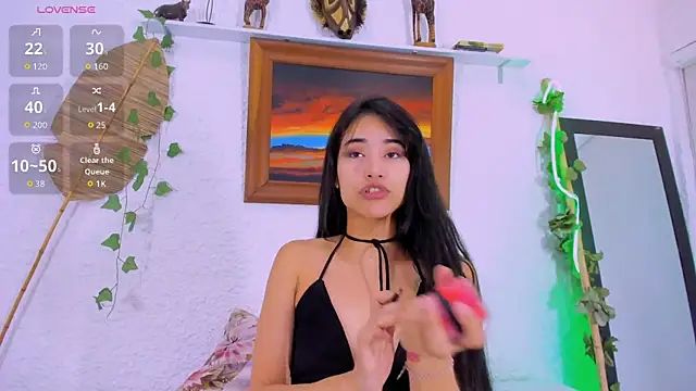 Snapshot of Rouse_Monroe chatting on 7, 2, 2026 Rouse Monroe online show from 7, 2, 2026