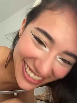 Snapshot of Rouse_Monroe chatting on 16, 3, 2026 Rouse Monroe online show from 16, 3, 2026