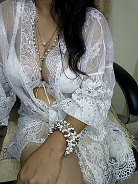 Hey Jully online show from 8, 10, 2025