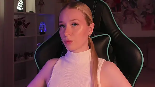 Snapshot of MiaGraces chatting on 20, 11, 2025 MiaGraces online show from 20, 11, 2025