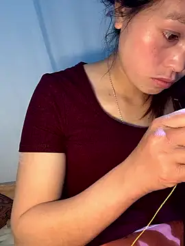 Halyy xx online show from 17, 1, 2026