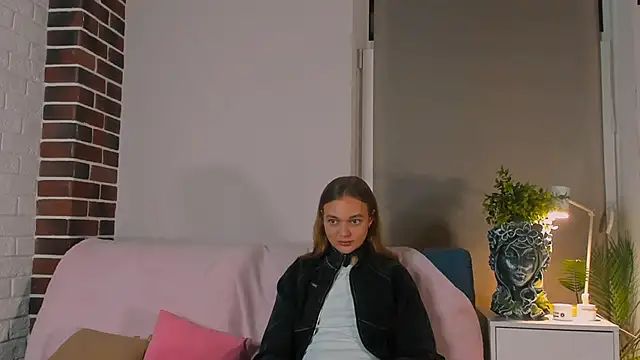 MarryLuz online show from 29, 9, 2025