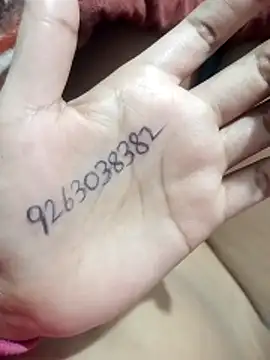 Snapshot of JassiKumari02 chatting on 27, 11, 2025 JassiKumari02 online show from 27, 11, 2025