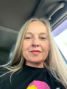 B i r d i e online show from 22, 9, 2025