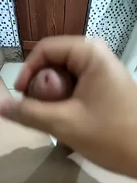 Snapshot of teuszim1923 chatting on 21, 9, 2025 teuszim1923 online show from 21, 9, 2025