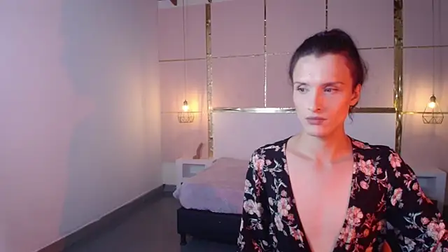IsabelFernandez online show from 5, 10, 2025