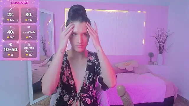 IsabelFernandez online show from 10, 11, 2025