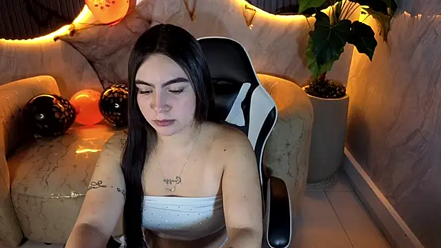 Snapshot of scarlett_smith_tp chatting on 14, 10, 2025 scarlett smith tp online show from 14, 10, 2025