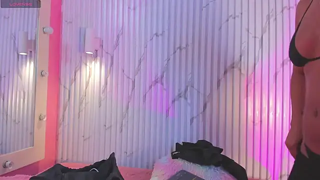 Missdionne curly online show from 7, 11, 2025