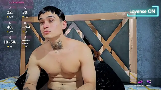 Snapshot of owen_desmond chatting on 15, 10, 2025 owen desmond online show from 15, 10, 2025