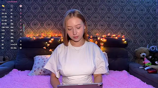 FieryAmelia online show from 12, 11, 2025