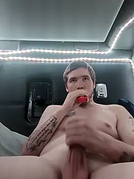 Snapshot of Bigdicktrucker26 chatting on 28, 9, 2025 Bigdicktrucker26 online show from 28, 9, 2025