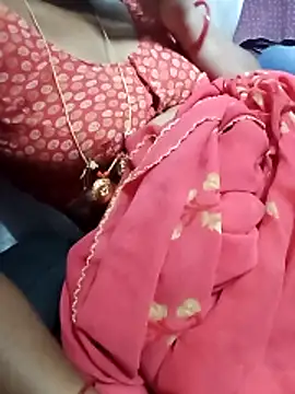 Snapshot of TeluguCuplehyd chatting on 7, 4, 2026 TeluguCuplehyd online show from 7, 4, 2026