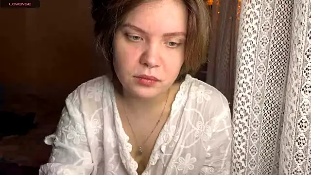 Snapshot of SabrinaFolts chatting on 8, 11, 2025 SabrinaFolts online show from 8, 11, 2025