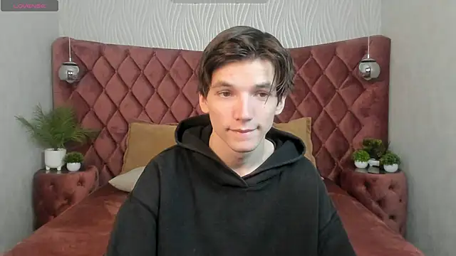 alfred joness online show from 17, 10, 2025