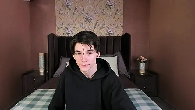 alfred joness online show from 18, 11, 2025