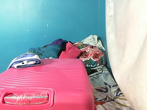 Snapshot of BlackPearl_19 chatting on 19, 12, 2025 BlackPearl 19 online show from 19, 12, 2025