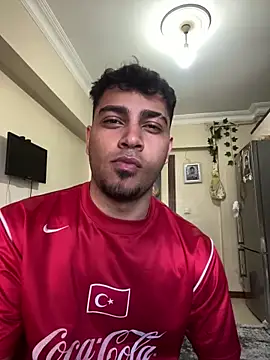 Snapshot of astoperaa chatting on 8, 11, 2025 astoperaa online show from 8, 11, 2025