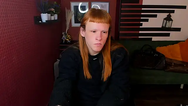 Snapshot of ChloeValentinee chatting on 15, 12, 2025 ChloeValentinee online show from 15, 12, 2025