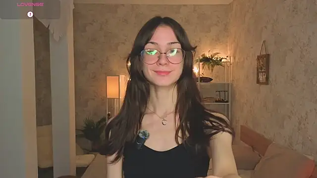 ReneeLippeatt online show from 5, 11, 2025