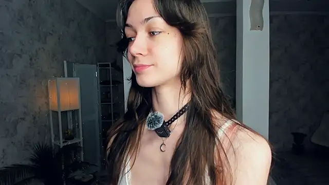 ReneeLippeatt online show from 13, 12, 2025