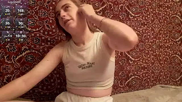 Snapshot of ivetabloom chatting on 18, 10, 2025 ivetabloom online show from 18, 10, 2025