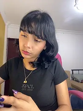 xoxo milk online show from 15, 11, 2025