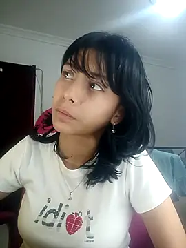 xoxo milk online show from 20, 12, 2025