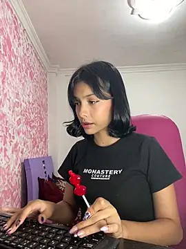 Snapshot of xoxo_milk chatting on 17, 2, 2026 xoxo milk online show from 17, 2, 2026