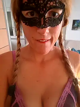 Naughty-Layla online show from 4, 10, 2025