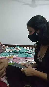 Snapshot of hotestfantasy chatting on 13, 11, 2025 hotestfantasy online show from 13, 11, 2025