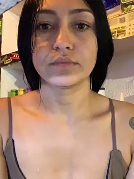 Snapshot of milk-love1226 chatting on 29, 10, 2025 milk-love1226 online show from 29, 10, 2025