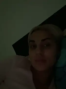 Giullyaxx online show from 14, 11, 2025