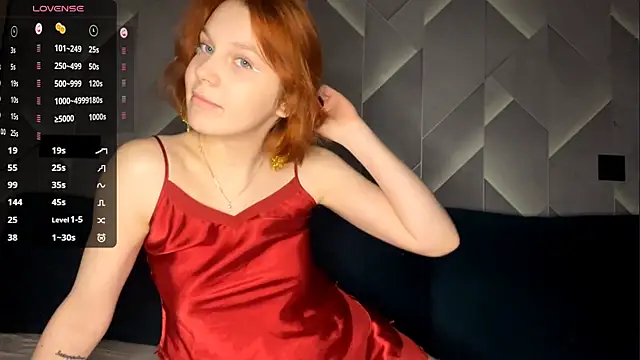 FoxLina online show from 20, 11, 2025