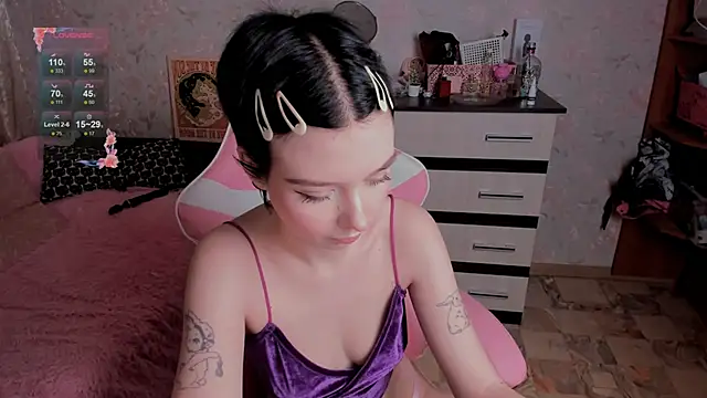 margopink online show from 12, 11, 2025