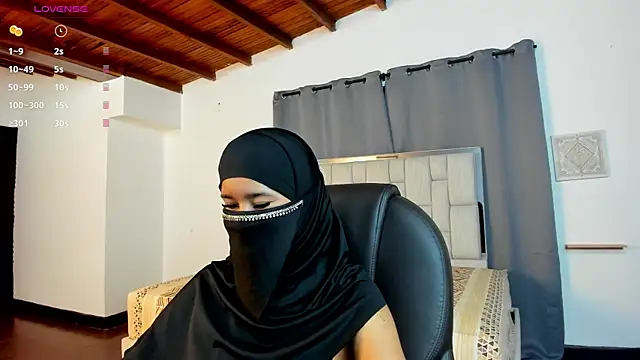 kalila latif online show from 27, 10, 2025