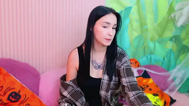 Amanda Choi online show from 28, 10, 2025