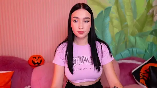 Amanda Choi online show from 2, 11, 2025