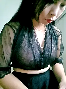 Snapshot of Babydone111 chatting on 27, 10, 2025 Babydone111 online show from 27, 10, 2025