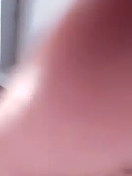 transreyna online show from 2, 4, 2026