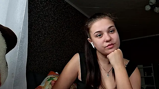 Catty Mallers online show from 3, 10, 2025