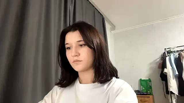Nana Neko online show from 1, 10, 2025