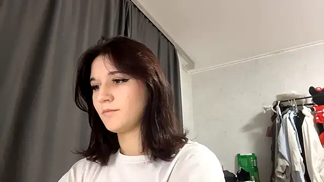 Nana Neko online show from 9, 10, 2025
