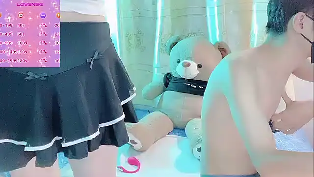 White-Lia online show from 1, 10, 2025