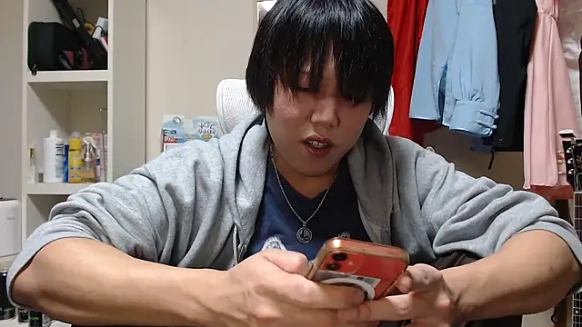 Snapshot of nuu1_221 chatting on 8, 11, 2025 nuu1 221 online show from 8, 11, 2025