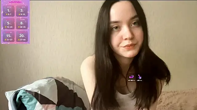 VividSienna online show from 9, 10, 2025